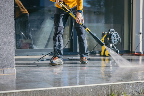 Best Pool Deck Cleaning in London, KY